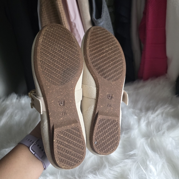 Rothys Mary Jane Flats - Picture 4 of 6